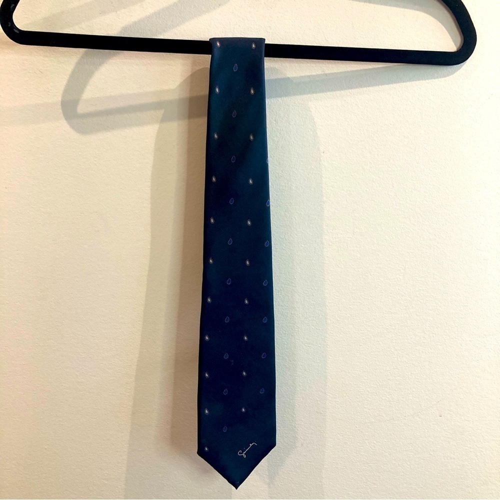 GIVENCHY All Silk From  Italy Tie